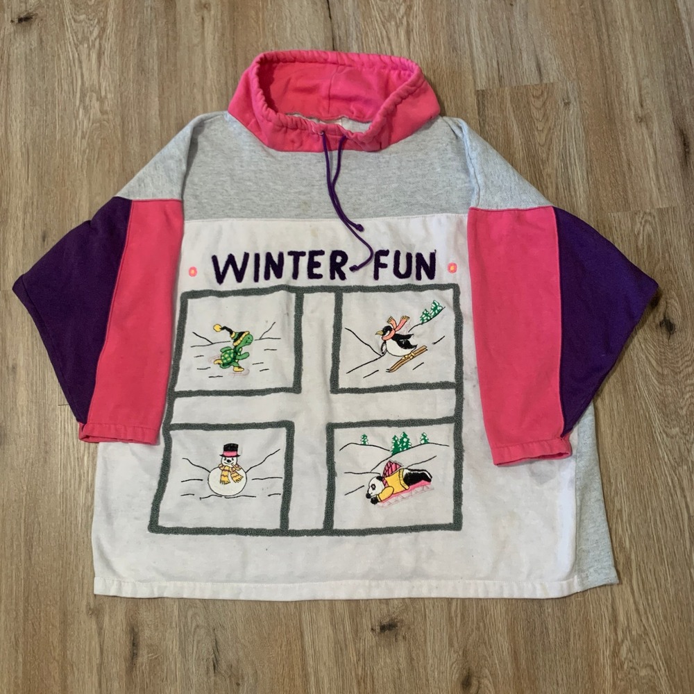 RARE Vintage 80s Cyn Les by Shirlee "Winter Fun" embroidered animal baggy hoodie